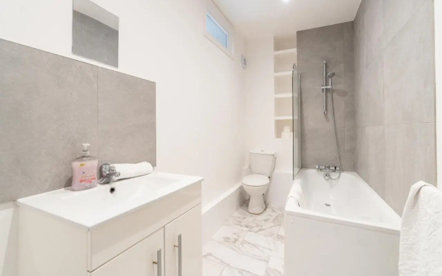 Kennington Apartment E/Apartment