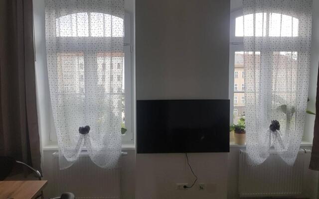 Gerald`s Apartment 16