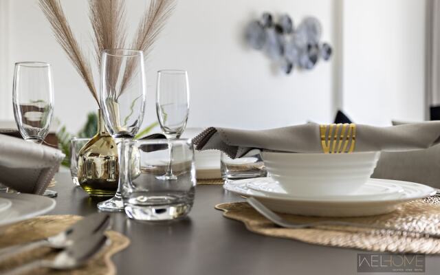 WelHome - Incredible Waterfront Apt With Mesmerizing views