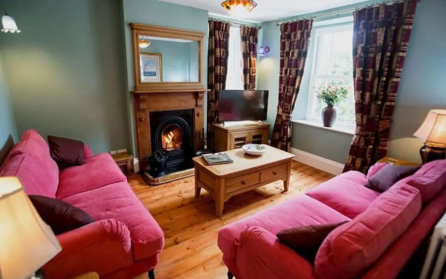 Withy Cottages