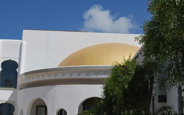 Zahira Resort & Village