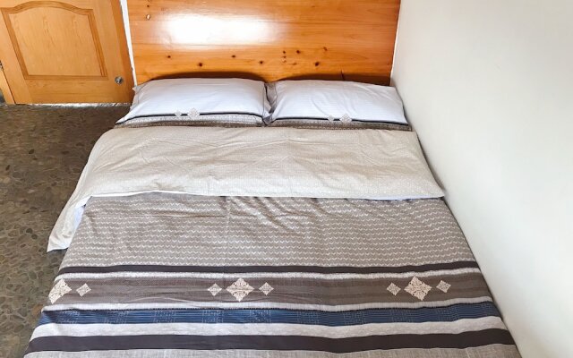 Taining Happy Stone Duplex Apartment