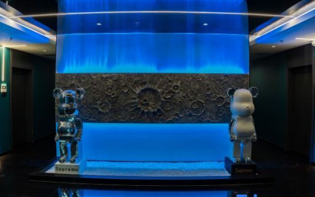 Z-Jimo E-sports Hotel (Qingyuan City Government Shunying Times Square)