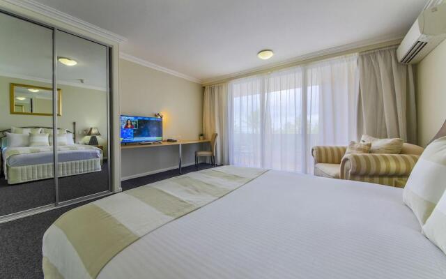 Clarion Hotel Mackay Marina