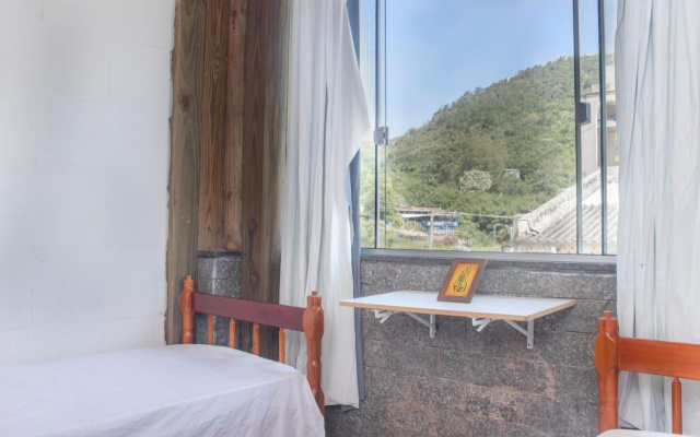 Sea Wolf Surf Club - Hostel
