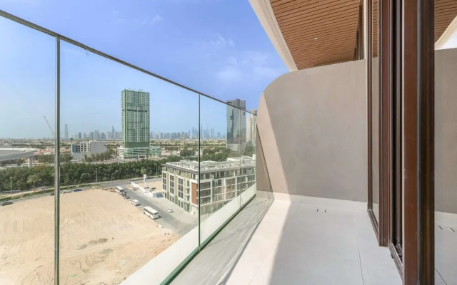 Luxurious Stay in JVC With Rooftop Pool Gym