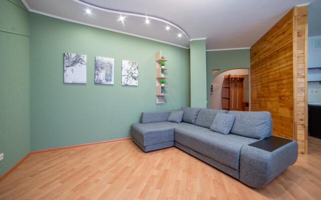 Европа Центр на улице Бажова