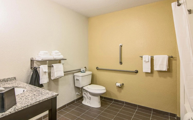 Sleep Inn & Suites West-Near Medical Center