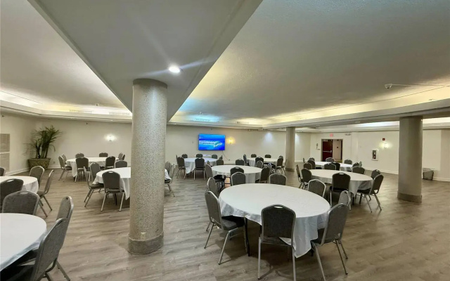 Country Inn & Suites by Radisson, Downtown Albany New York
