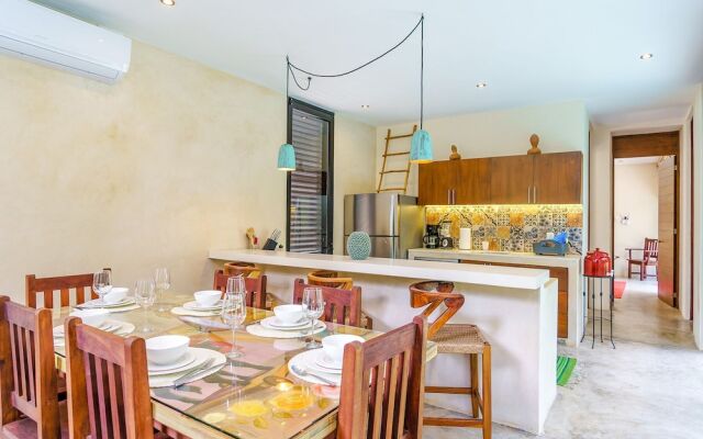 Magazine-worthy Villa Ponderosa with Private Pool & Gated Area