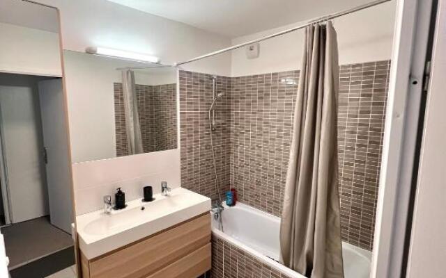 Luxury Full apartment with SOFITEL BEDS Paris 76m2 Terrasse 25m2