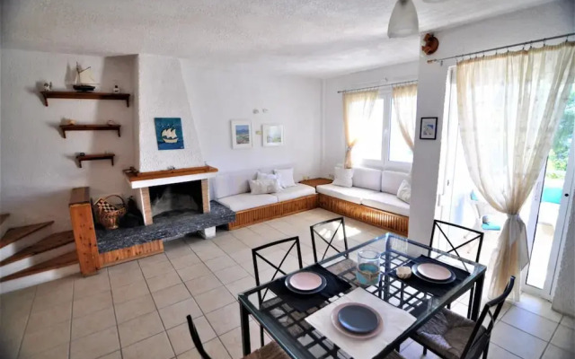 Zennova 15 Naftilos Family Summer House