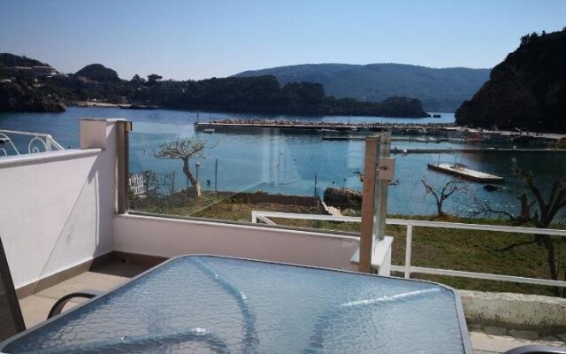Molos Beach Apartments