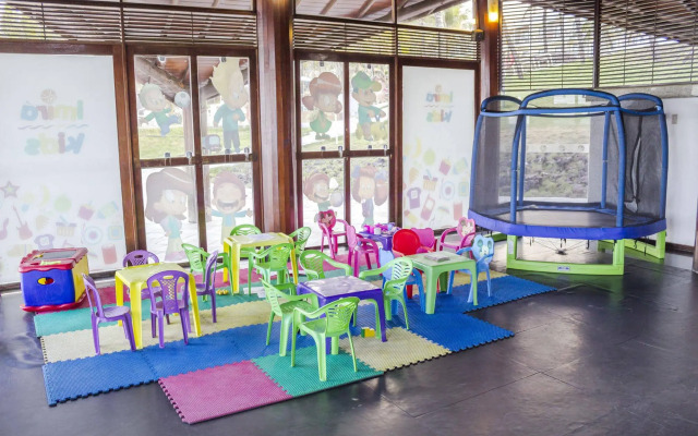 El Aram Imirá Beach Resort