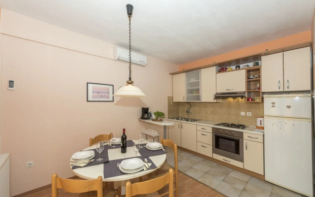 Apartments Josip