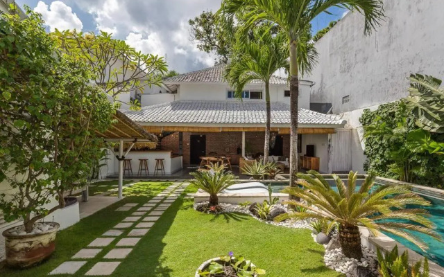 Villa Madura DREAM 3bdrs Central Seminyak