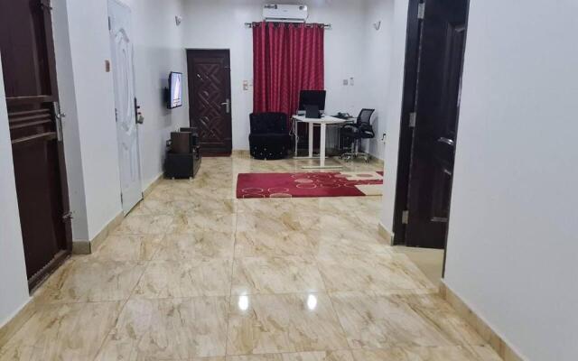 Smart 3 bed Apartment With Fast Wi-fi & 24hr Light