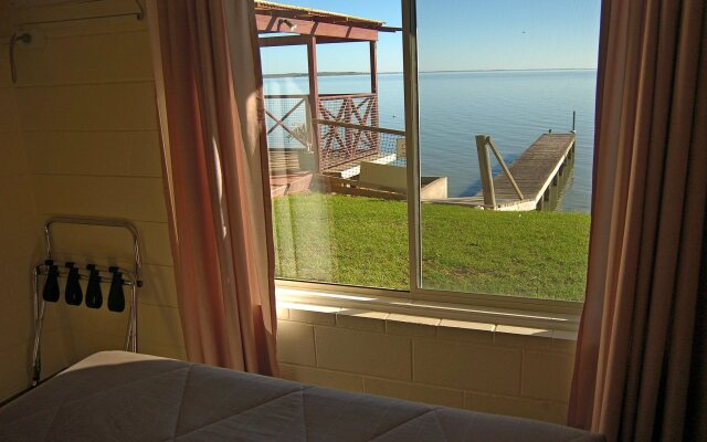 Meningie's Waterfront Motel