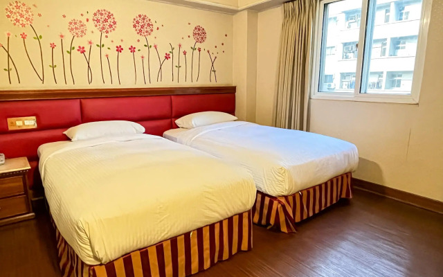 Spring Art Hotel