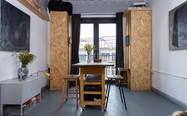Studio Flat Along The Canal In Hackney