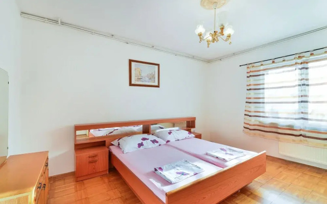 Apartment Basic Mario