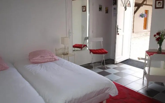 La Commanderie De Launay