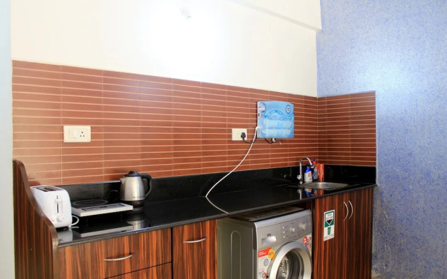 Spacious Fully AC Apartment - CM040