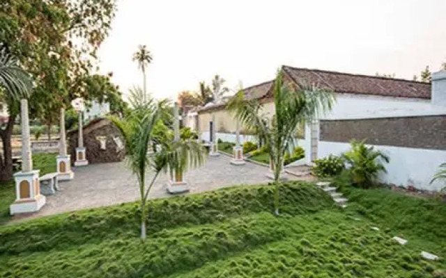 Sarojini Gardens