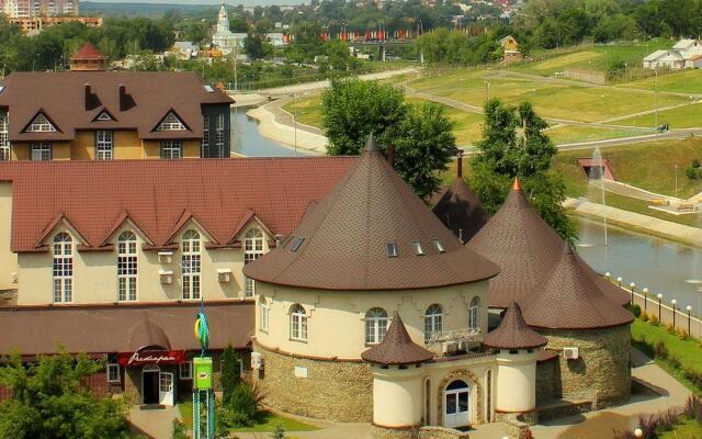 Park Hotel