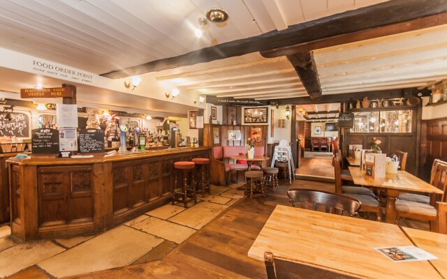 The Red Lion Hotel
