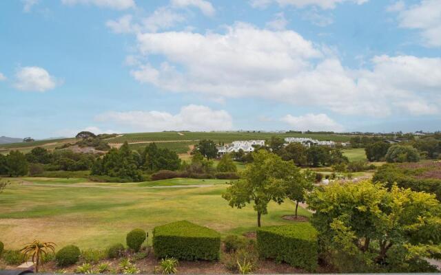 Winelands Golf Lodges 9