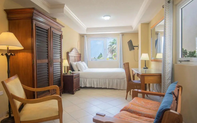 NEW Bay Harbor Studio 203