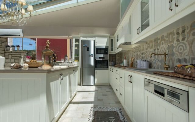 Luxury Villa Aphrodite