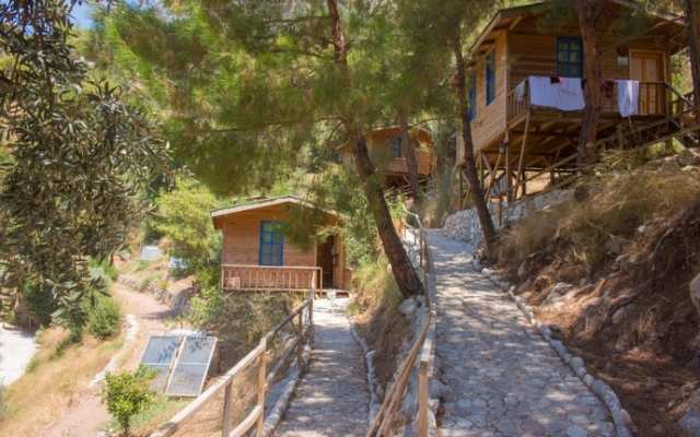 Helios Gunes Camping