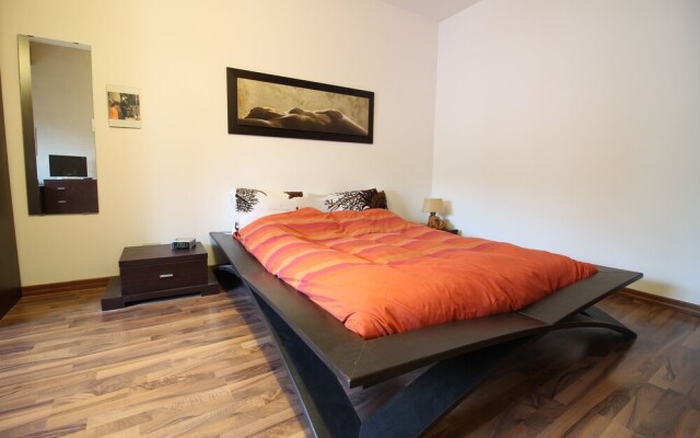 Rialto Apartment Sistine Chapel