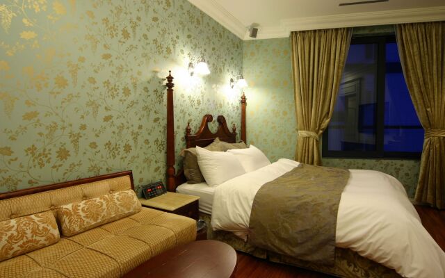 Partyz Hotel