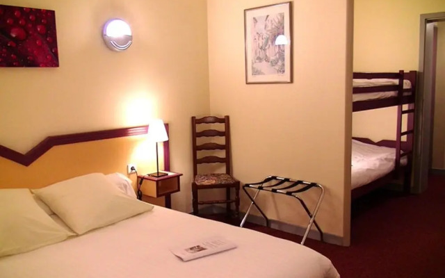 Hotel A la 12