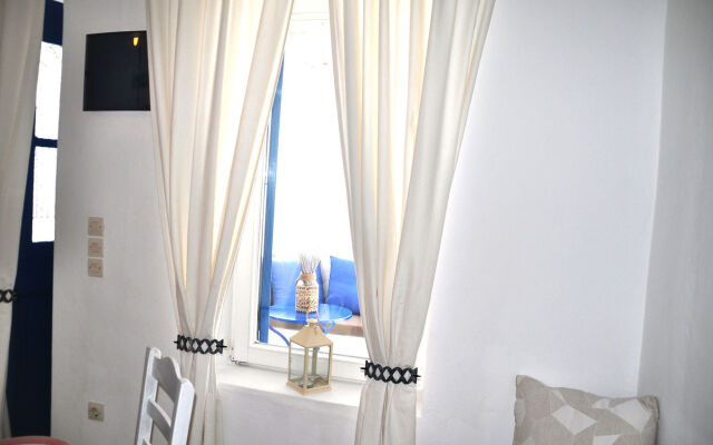 Eleanna's Mykonos