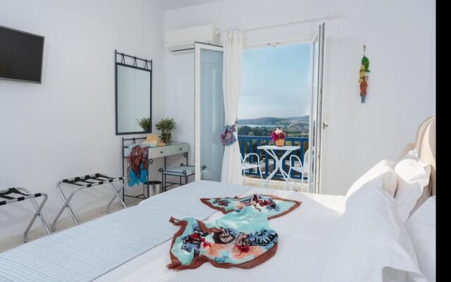 Pyrgaki Hotel