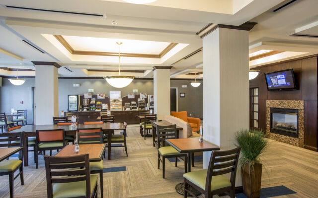 Holiday Inn Express Hotel & Suites Richwood-Cincinnati South by IHG