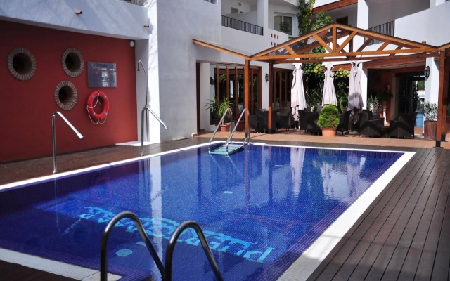 Hotel Puerto Mar
