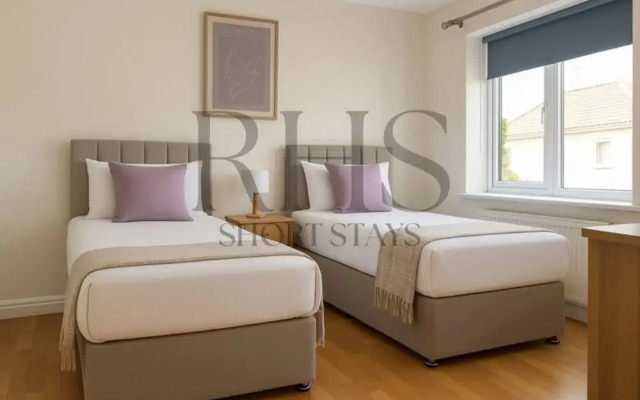 4-bed Home in Maidenhead