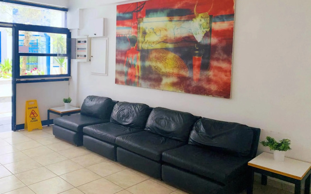 Kassavetis Center - Hotel Studios & Apartments