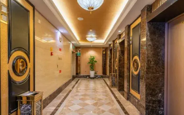 Baohui Hotel