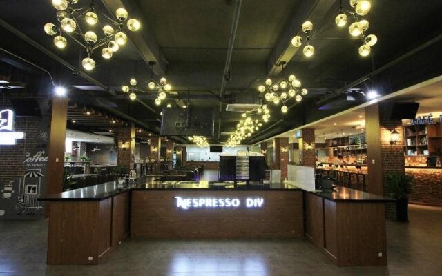 James Joyce Coffetel - Zhuhai Sports Center Mingzhu Station