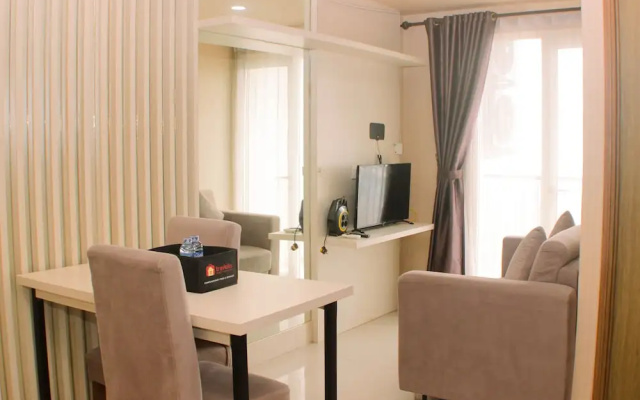 Cozy And Comfort Living 1Br At Oasis Cikarang Apartment