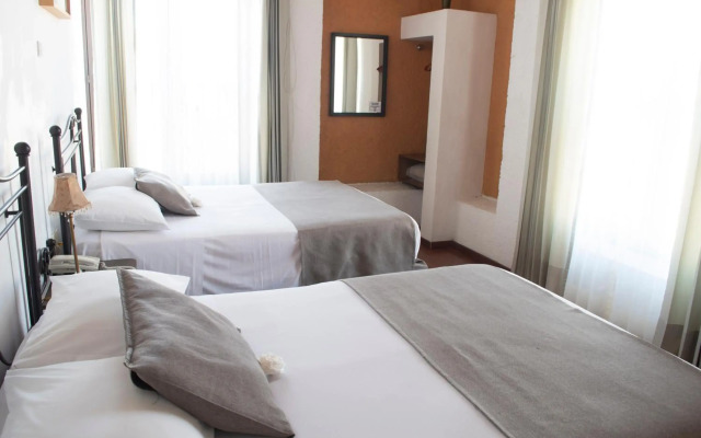 Pórtico Hotel & Galería