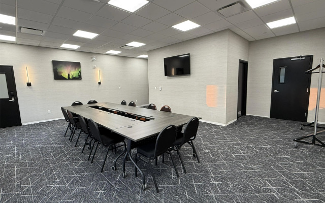 Best Western Plus Neepawa Hotel