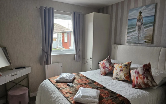 Beautiful & Stunning 1-bed Chalet in Bridlington