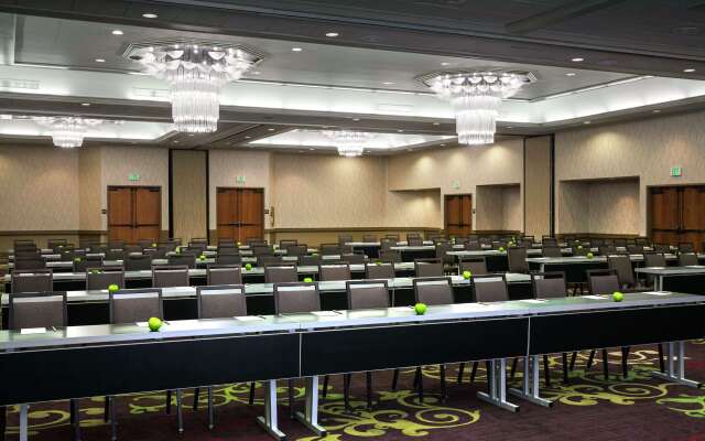 DoubleTree by Hilton Sonoma - Wine Country